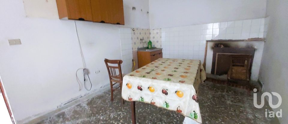 Casa indipendente / Villa 7 locali di 190 m² in Lago (87035)