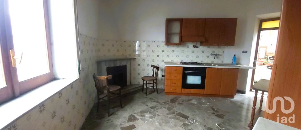 Casa indipendente / Villa 7 locali di 190 m² in Lago (87035)
