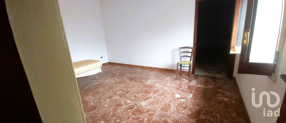 Casa indipendente / Villa 7 locali di 190 m² in Lago (87035)