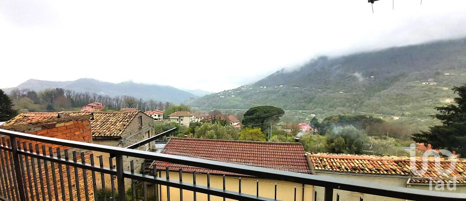 Casa indipendente / Villa 7 locali di 190 m² in Lago (87035)