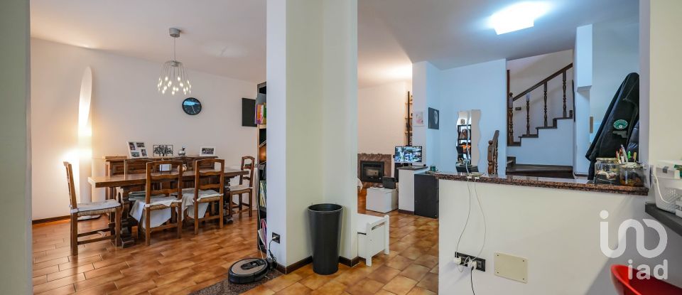 Casa indipendente / Villa 11 locali di 380 m² in Ostellato (44020)