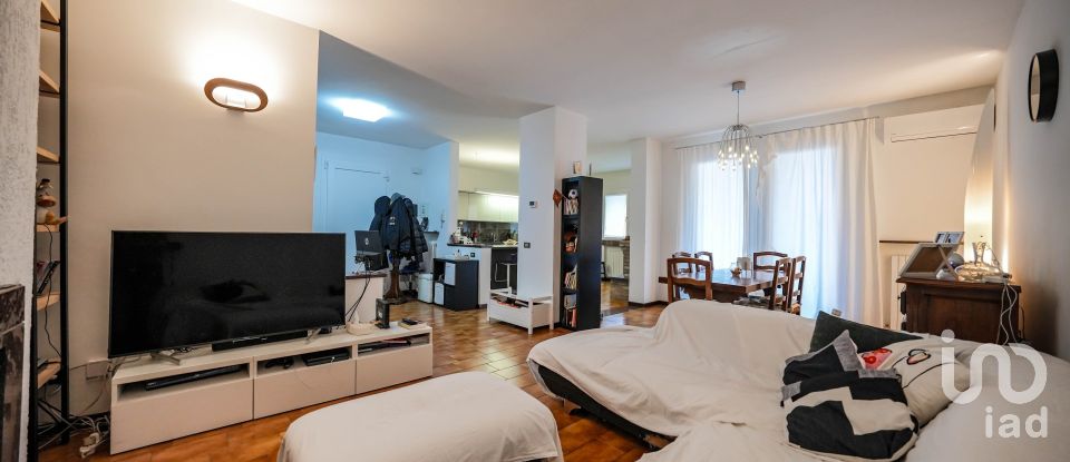 Casa indipendente / Villa 11 locali di 380 m² in Ostellato (44020)