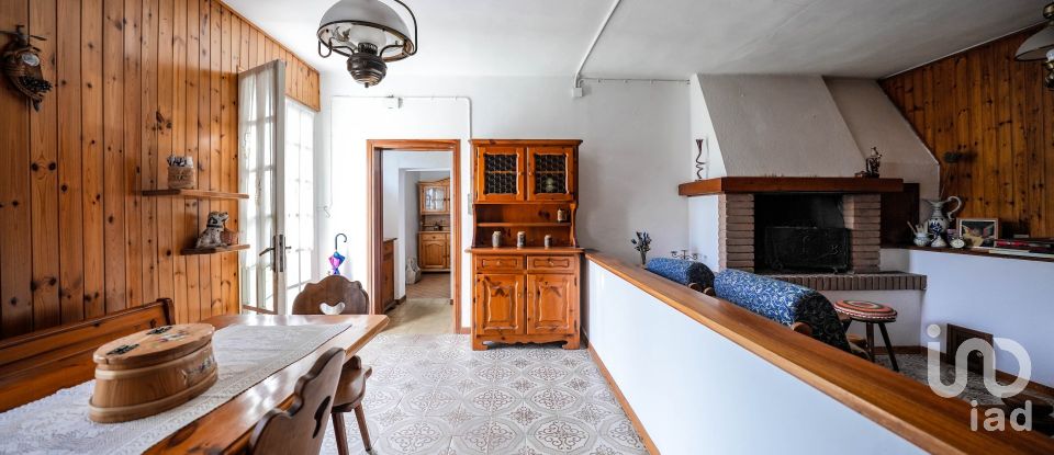 House 6 rooms of 170 m² in Mesola (44026)