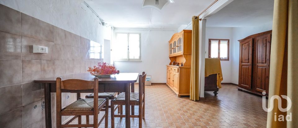 House 6 rooms of 170 m² in Mesola (44026)