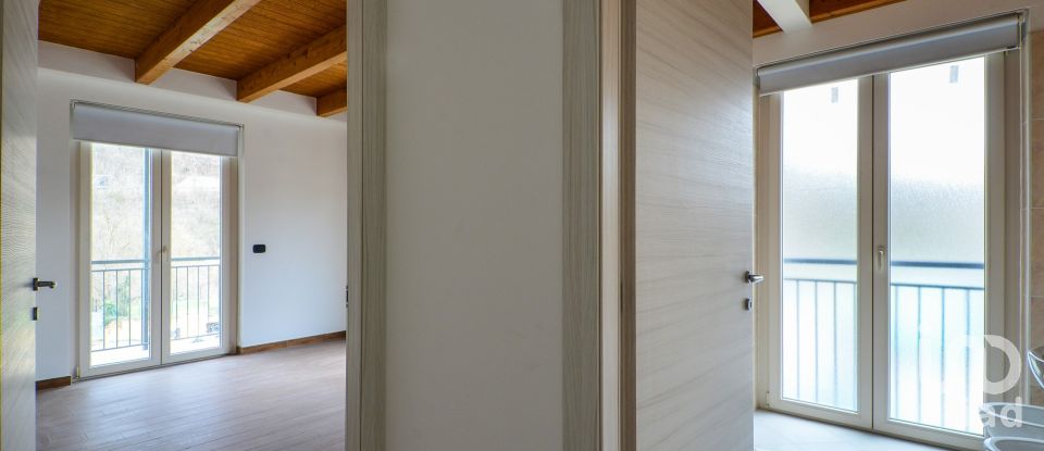 Appartamento 8 locali di 170 m² a Roccavignale (17017)