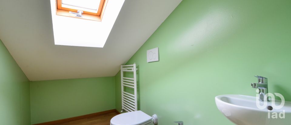 Appartamento 8 locali di 170 m² a Roccavignale (17017)