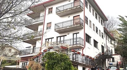 Hotel-ristorante di 1.200 m² in Palena (66017)