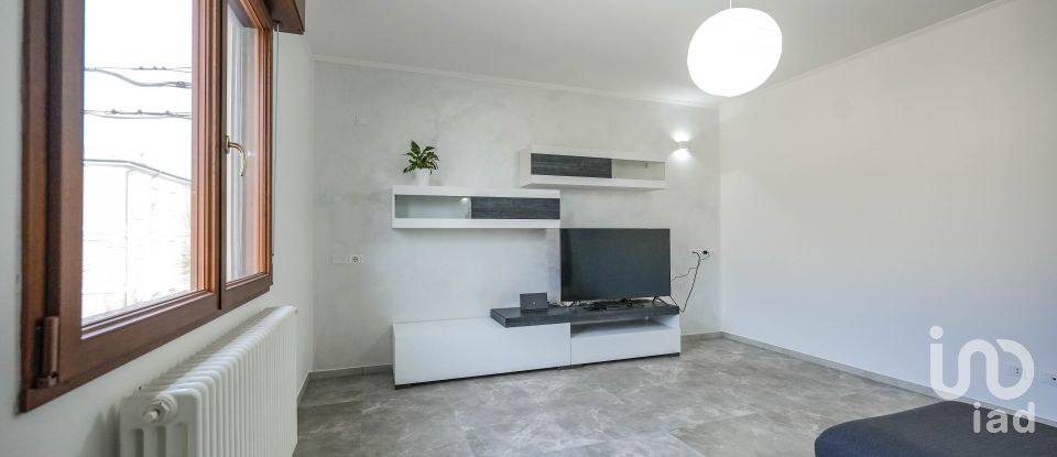 Villa Bifamiliare 3 locali di 161 m² in Argenta (44011)