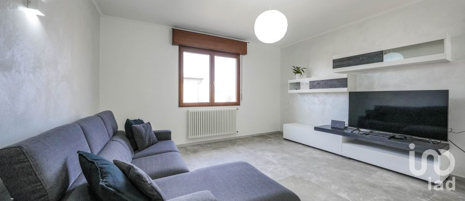 Villa Bifamiliare 3 locali di 161 m² in Argenta (44011)