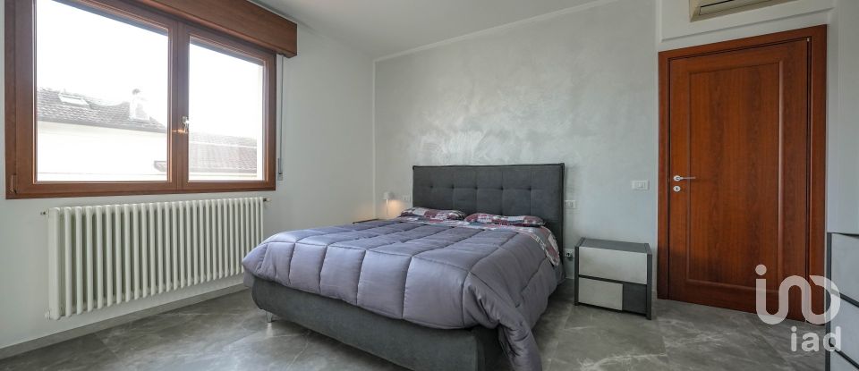 Villa Bifamiliare 3 locali di 161 m² in Argenta (44011)