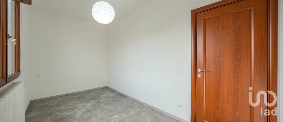 Villa Bifamiliare 3 locali di 161 m² in Argenta (44011)