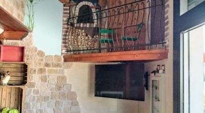 Negozio / locale commerciale di 170 m² in Ripe San Ginesio (62020)