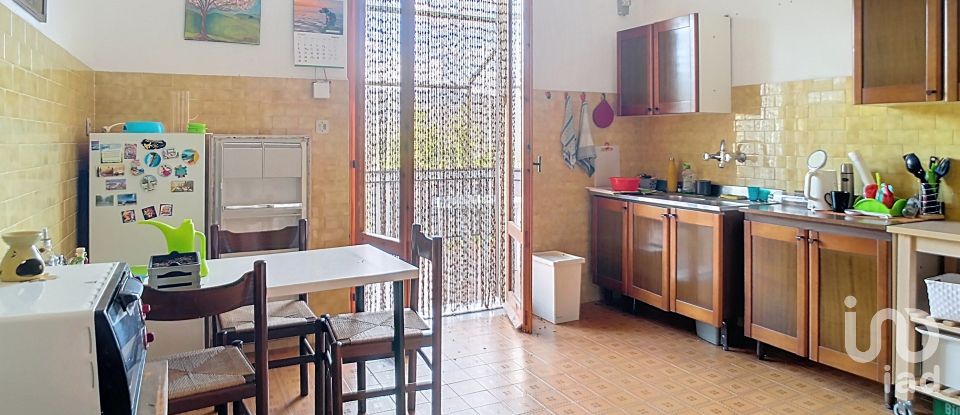 Casa indipendente / Villa 12 locali di 213 m² in Borzonasca (16041)