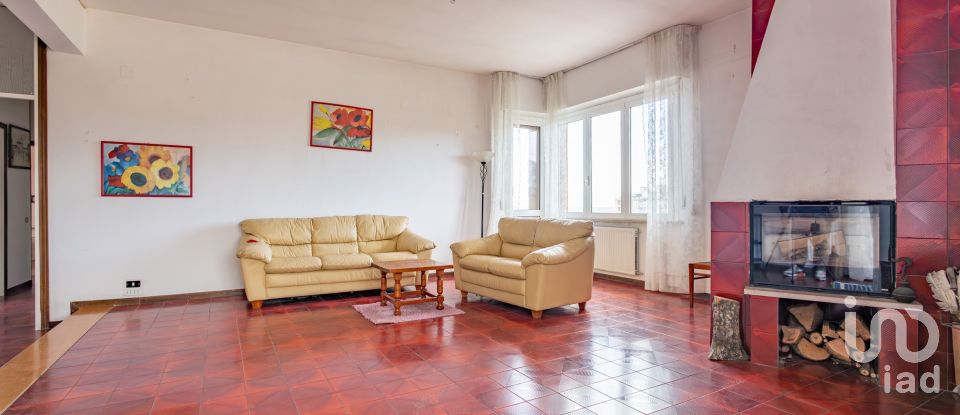 Appartamento 7 locali di 159 m² a Ancona (60131)