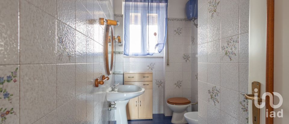 Appartamento 7 locali di 159 m² a Ancona (60131)