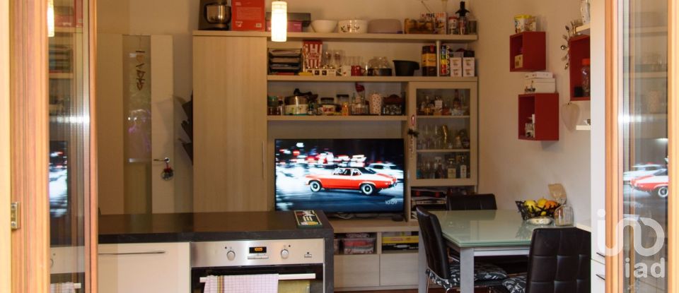 Appartamento 5 locali di 74 m² a Genova (16154)