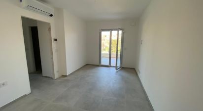 Quadrilocale di 45 m² a Acquaviva Picena (63075)