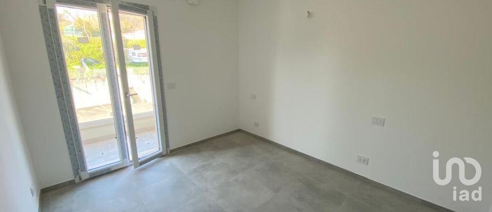 Quadrilocale di 45 m² a Acquaviva Picena (63075)