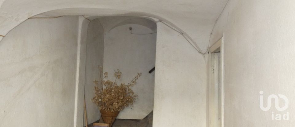 Block of flats in Carro (19012) of 180 m²