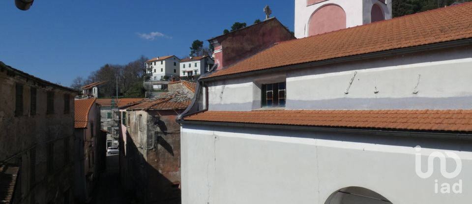 Block of flats in Carro (19012) of 180 m²