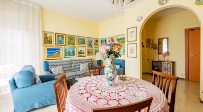 Trilocale di 100 m² a Seregno (20831)