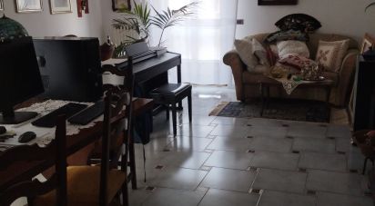 Loft 10 locali di 176 m² a Sassari (07100)