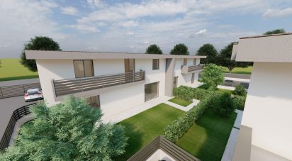Casale 7 locali di 210 m² in Lonato del Garda (25017)