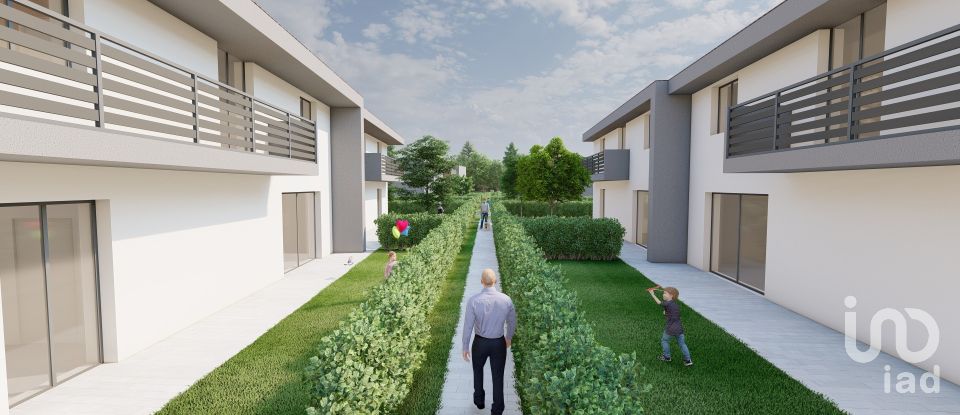 Casale 7 locali di 210 m² in Lonato del Garda (25017)