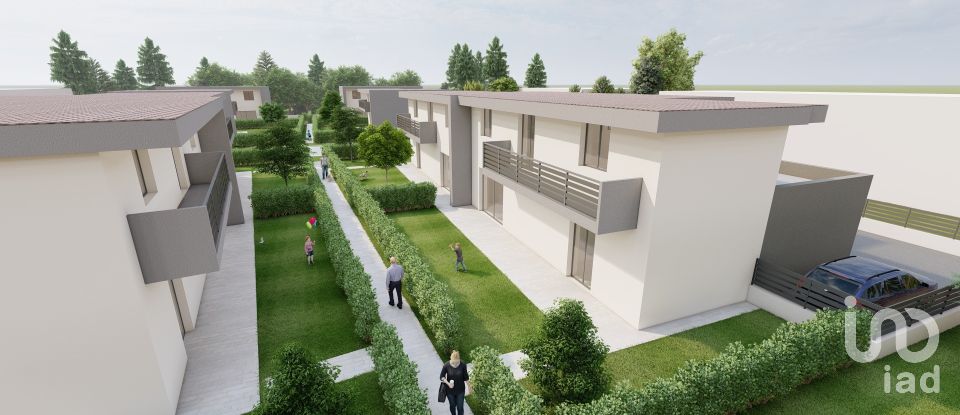 Casale 7 locali di 210 m² in Lonato del Garda (25017)