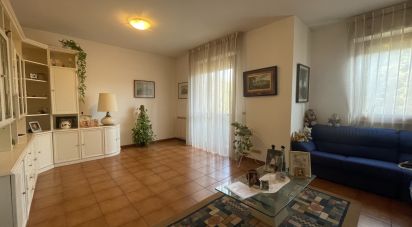 Apartment 5 rooms of 123 m² in Arezzo (52100)