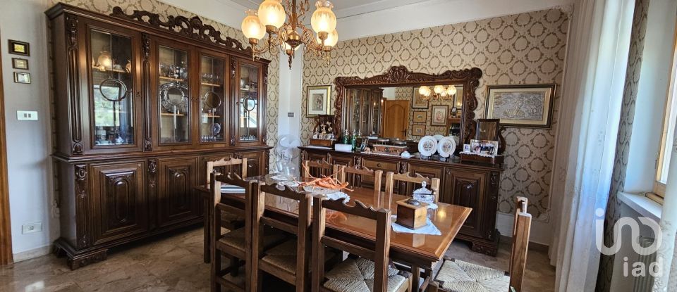 Appartamento 6 locali di 116 m² a Ascoli Piceno (63100)