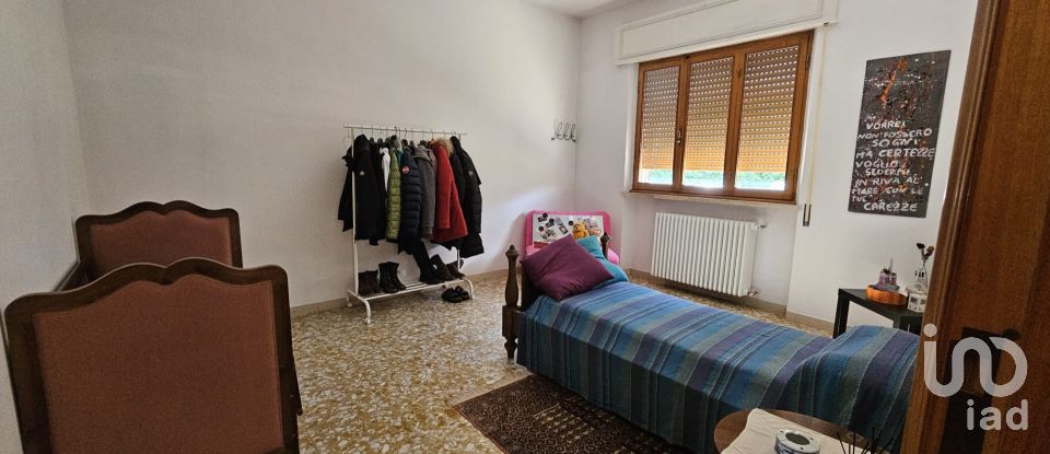 Appartamento 6 locali di 116 m² a Ascoli Piceno (63100)