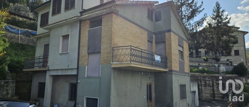 Appartamento 6 locali di 116 m² a Ascoli Piceno (63100)