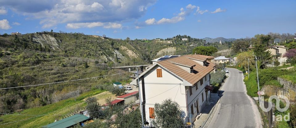 Appartamento 6 locali di 116 m² a Ascoli Piceno (63100)
