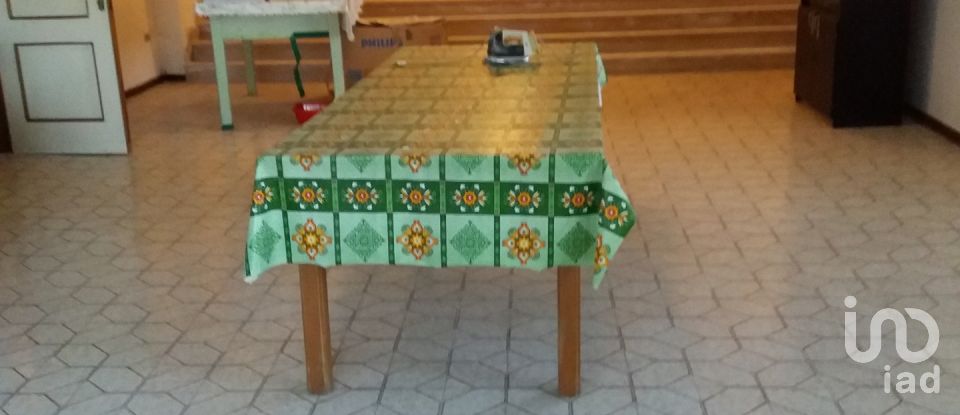 Casa indipendente / Villa 14 locali di 473 m² in Castiglione Messer Raimondo (64034)