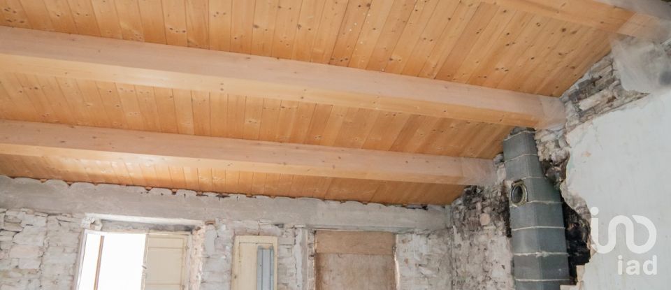 Apartment 0 rooms of 130 m² in Fossombrone (61034)