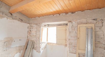 Apartment 0 rooms of 130 m² in Fossombrone (61034)