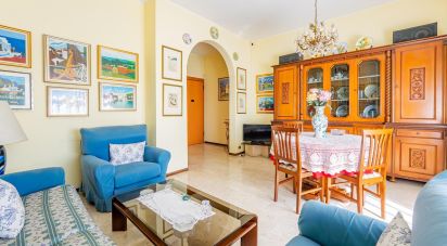 Trilocale di 100 m² a Seregno (20831)