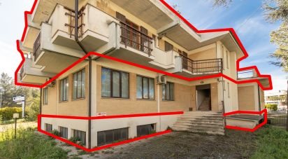 Appartamento 8 locali di 648 m² a Corridonia (62014)