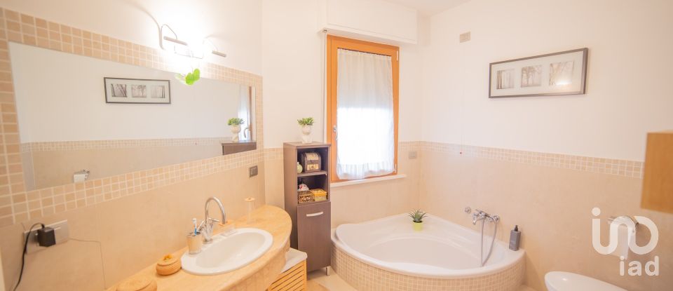 Costruzione di 1.100 m² in Senigallia (60019)