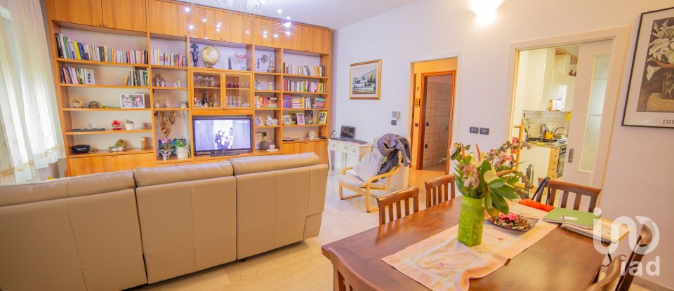 Costruzione di 1.100 m² in Senigallia (60019)