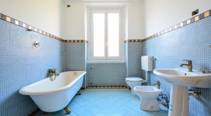 Appartamento 6 locali di 146 m² a Cengio (17056)