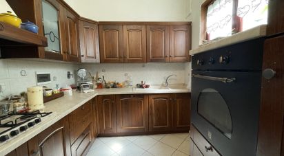 Casa indipendente / Villa 10 locali di 240 m² in Prato (59100)