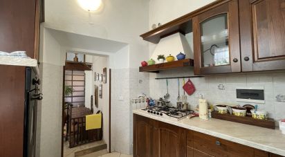 Casa indipendente / Villa 10 locali di 240 m² in Prato (59100)