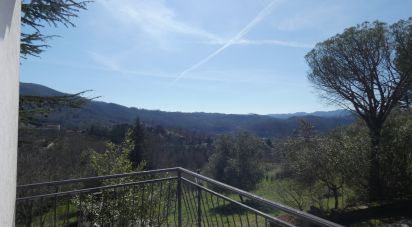 Casale 13 locali di 220 m² in Sesta Godano (19020)