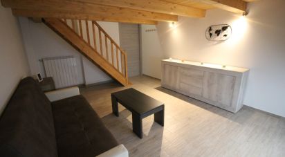 Three-room apartment of 70 m² in Torino (10152)