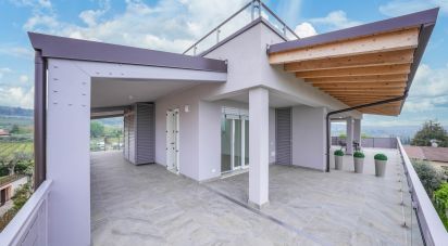 Trilocale di 154 m² a Bardolino (37011)