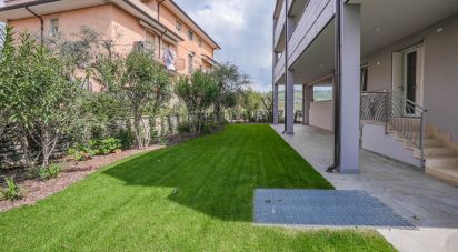 Appartamento 6 locali di 185 m² a Bardolino (37011)
