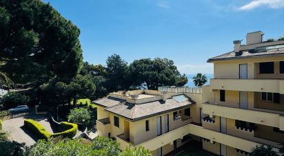 Appartamento 7 locali di 111 m² a Arenzano (16011)