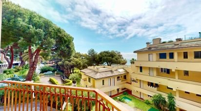 Appartamento 7 locali di 111 m² a Arenzano (16011)